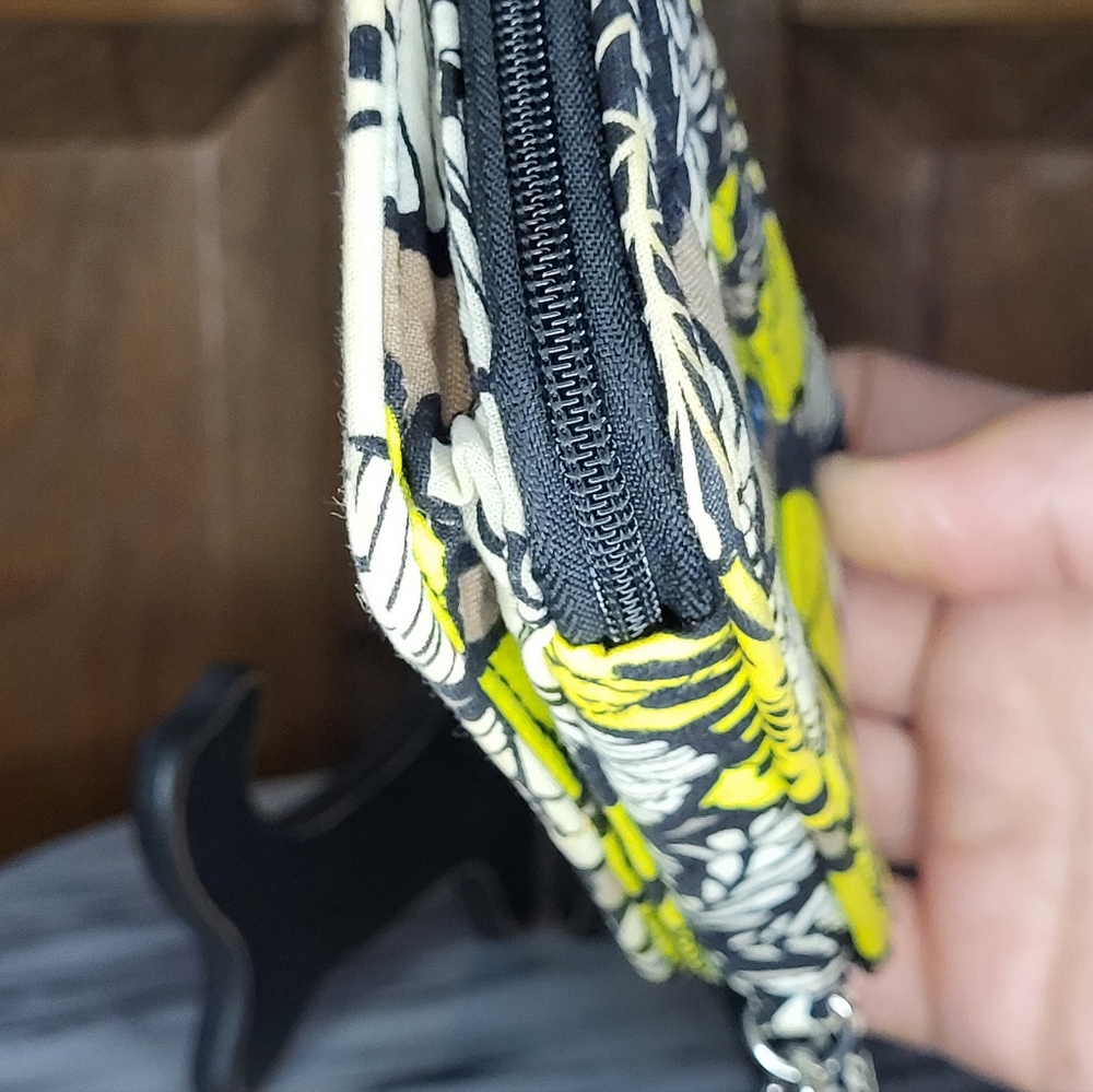 Vera Bradley Citron wallet - Picture 10 of 15